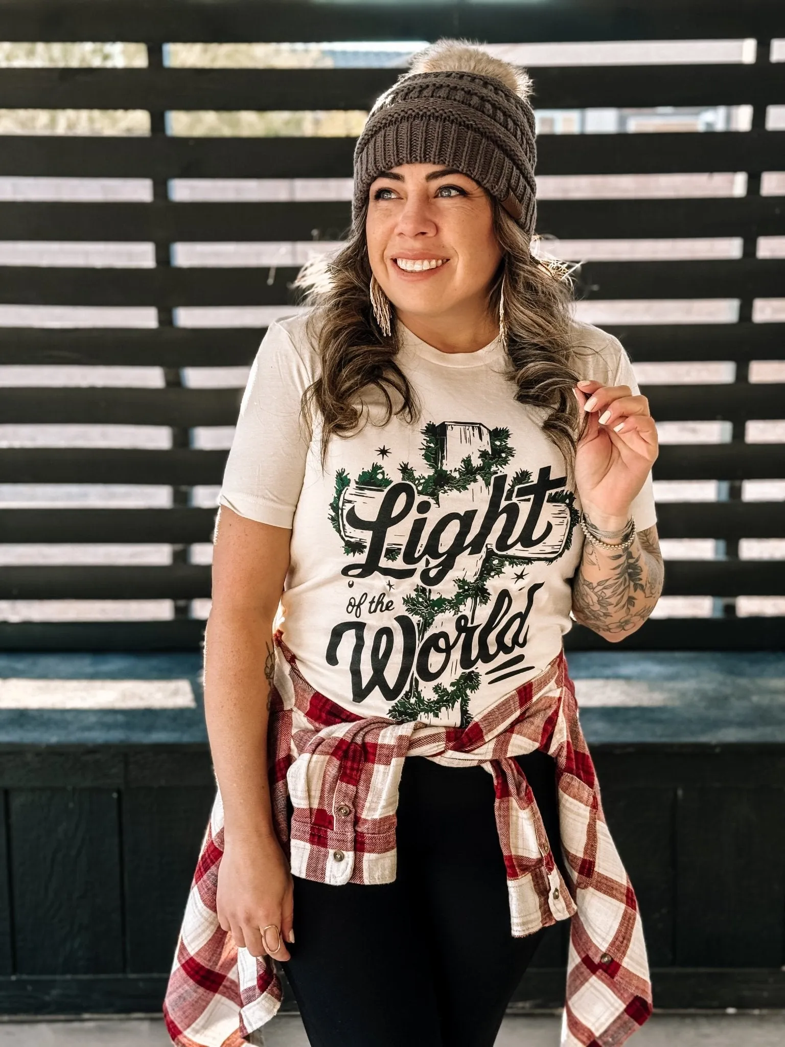 Light Of The World Christian Boho Christmas Graphic Tee, Natural