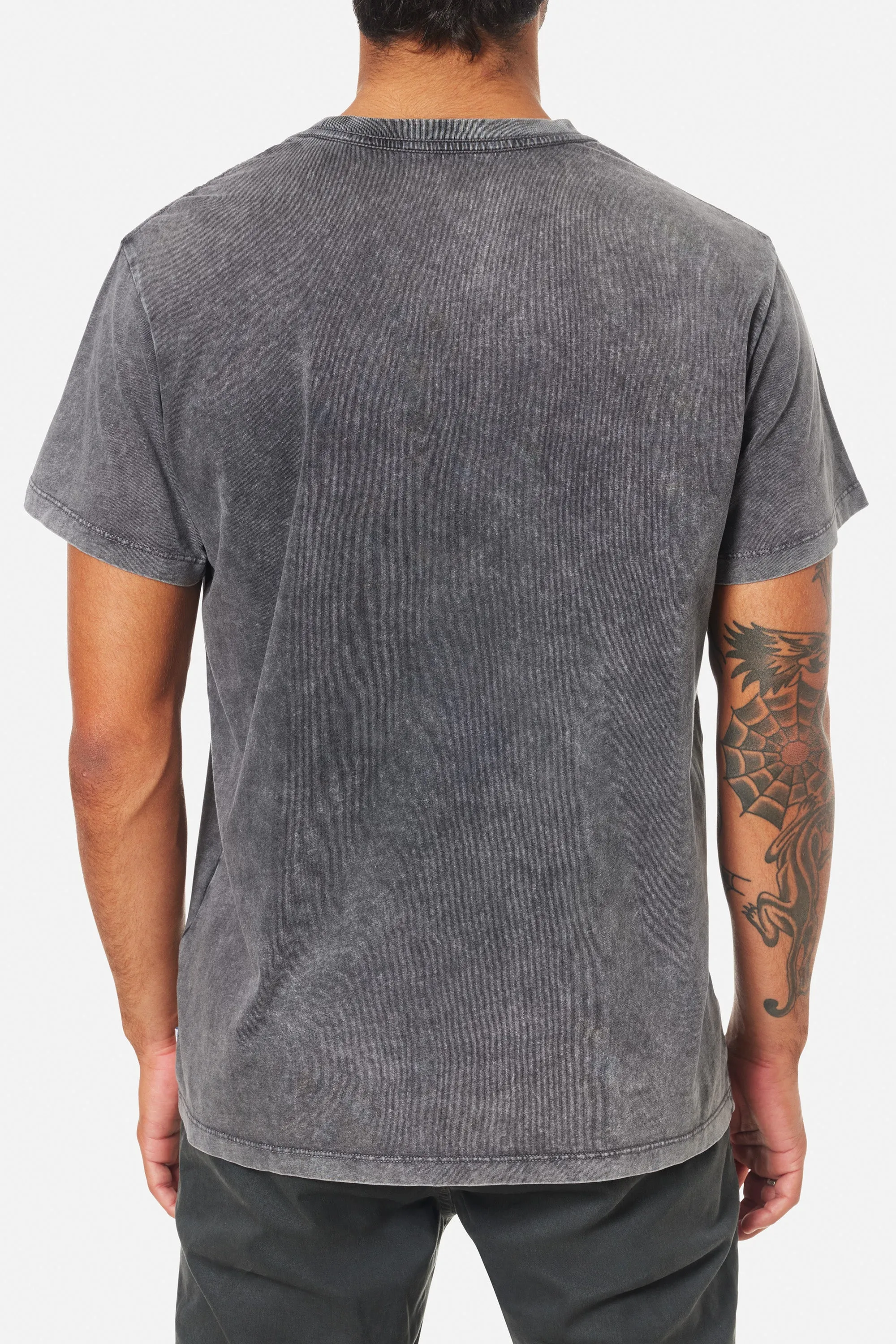 SCRUBBER POCKET TEE